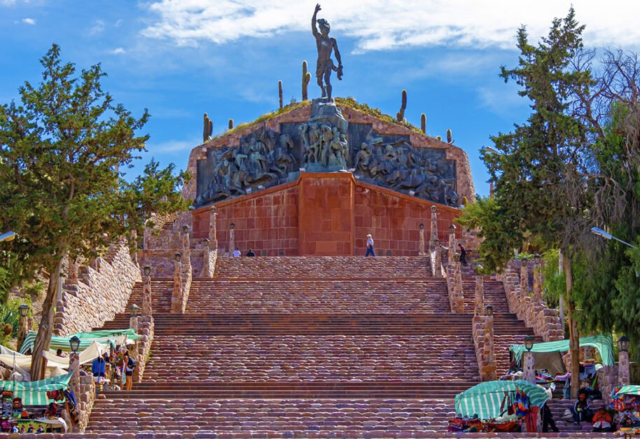 Monumento a los Héroes de la Independencia - Humahuaca