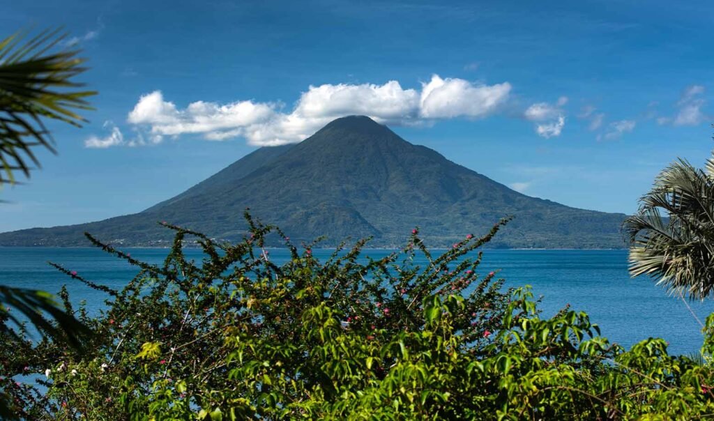 Lago_Atitlán_Guatemala
