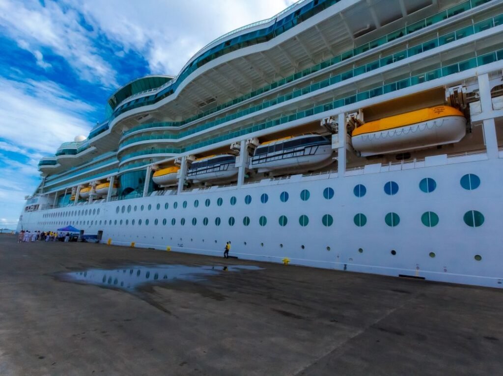 Vista lateral del Crucero