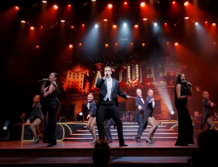 Show dentro del crucero