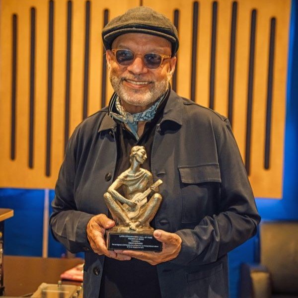 En 2014 Alfanno ingresó al Hall de la Fama de los compositores latinos.