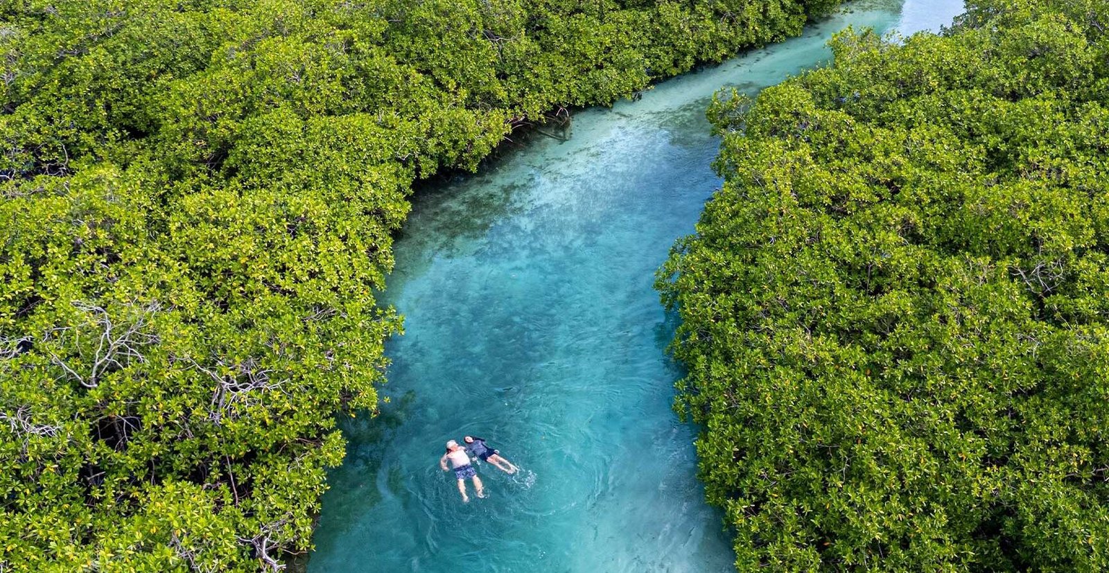 ISLA-GRANDE-COLON-PANAMA