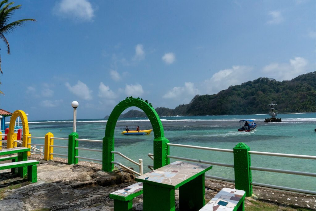 Isla Grande-Colon-Panama