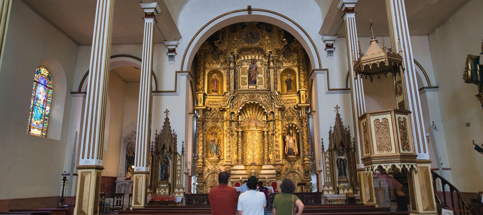 Interior of the Church of San José in the Old Town of Panama, with its famous golden altar carved in wood.