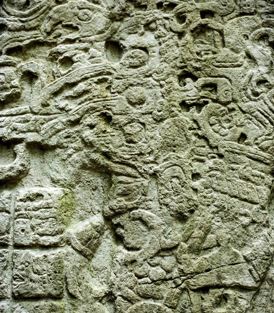 Tikal and Yaxhá. Testimonies of a Lost World